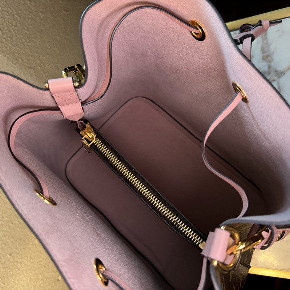 Louis Vuitton Neonoe Pink MM Monogram - Picture 5 of 7